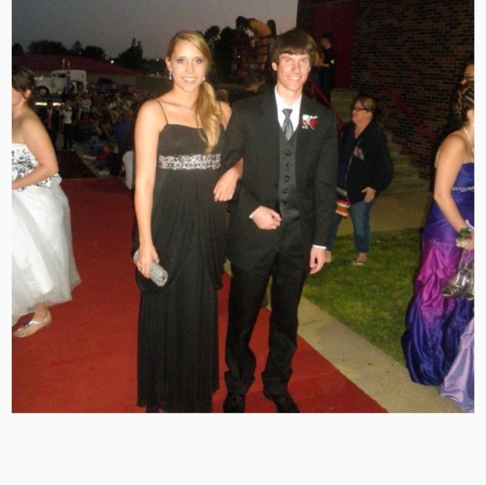 π₯ Formal Dress - Picture 8 of 9
